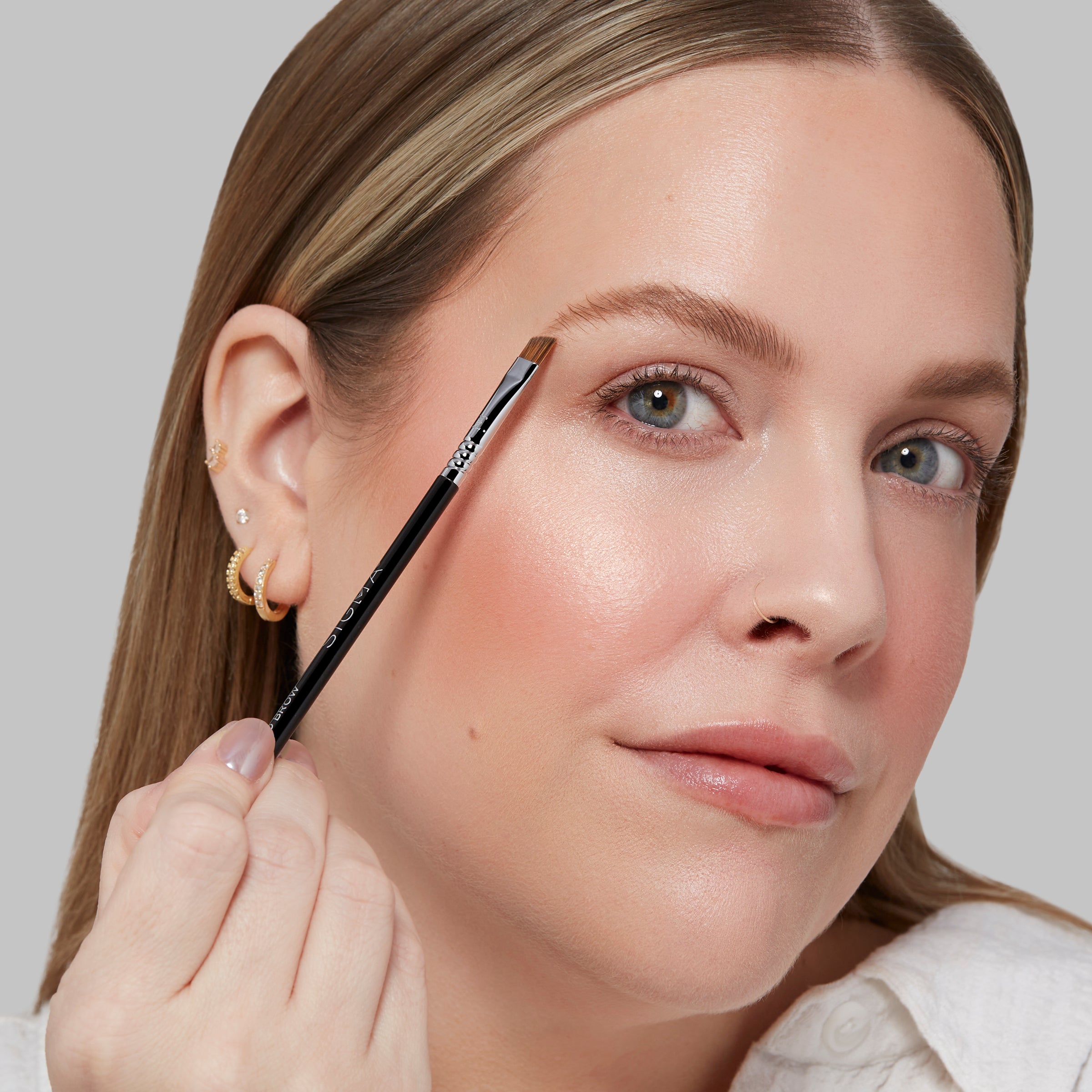 Sigma Brow Makeup E75 Angled Brow Brush pinceau biseauté à sourcils