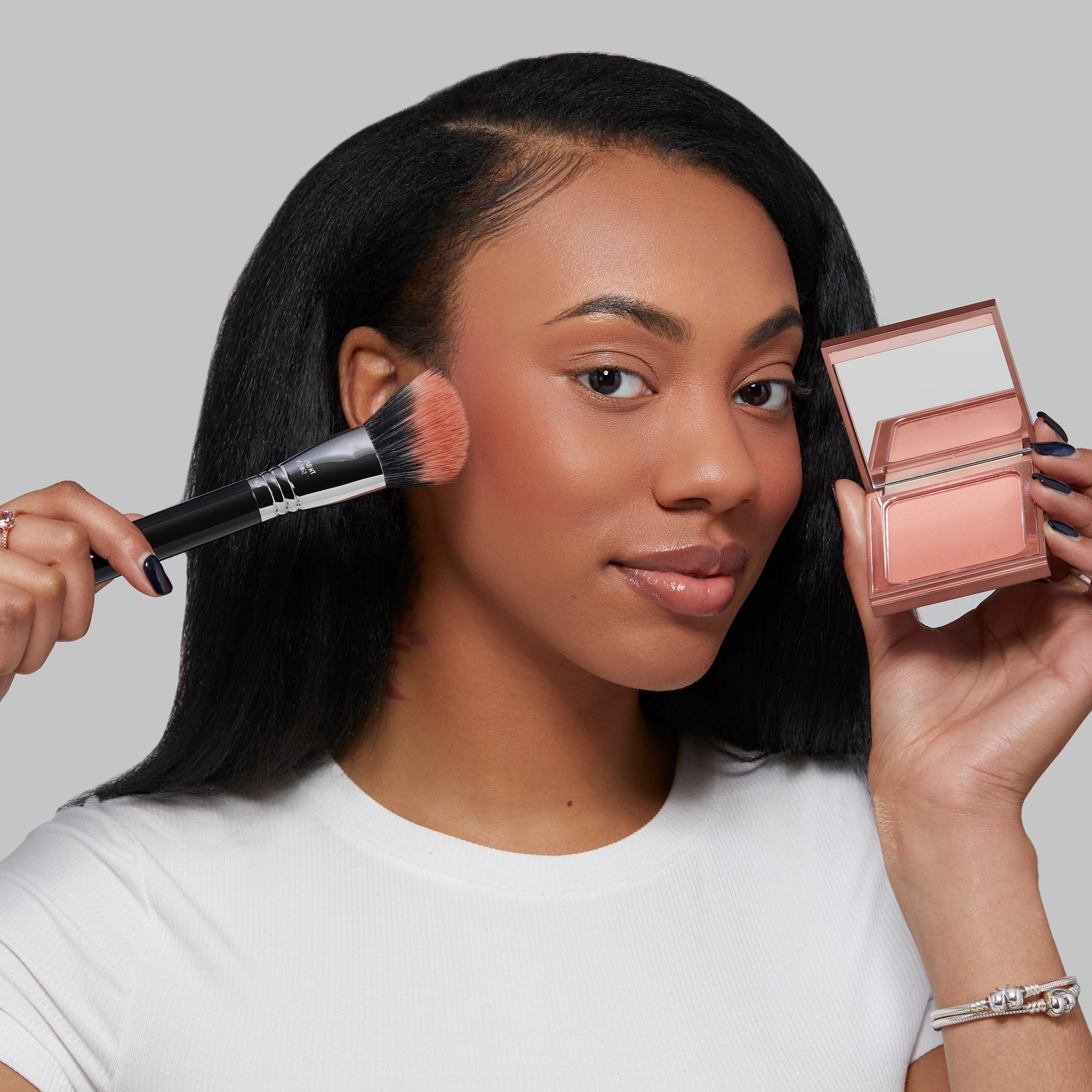 Sigma Face Brushes F53 Air Contour/Blush™ Brush pinceau blush duo fibre