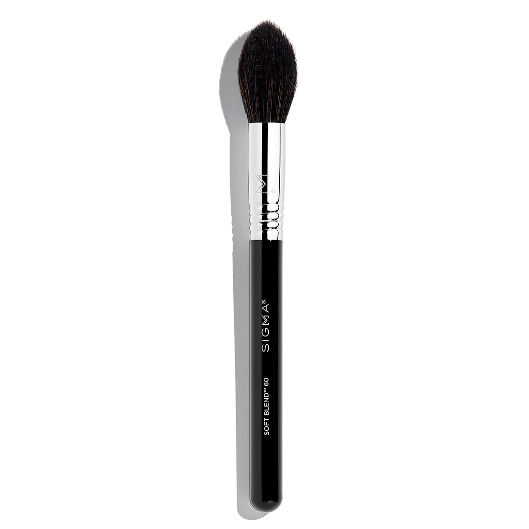 Sigma Face Brushes Soft Blend™ 60 pinceau visage poudre effilé