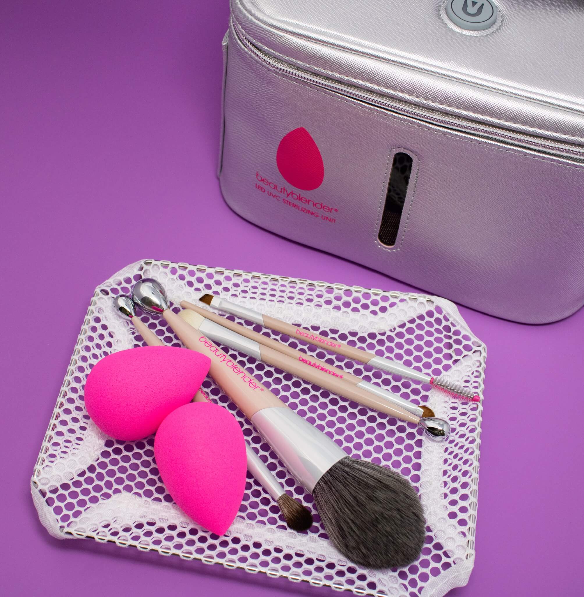 Beautyblender Original UV Sterilization Case étui rangement argenté