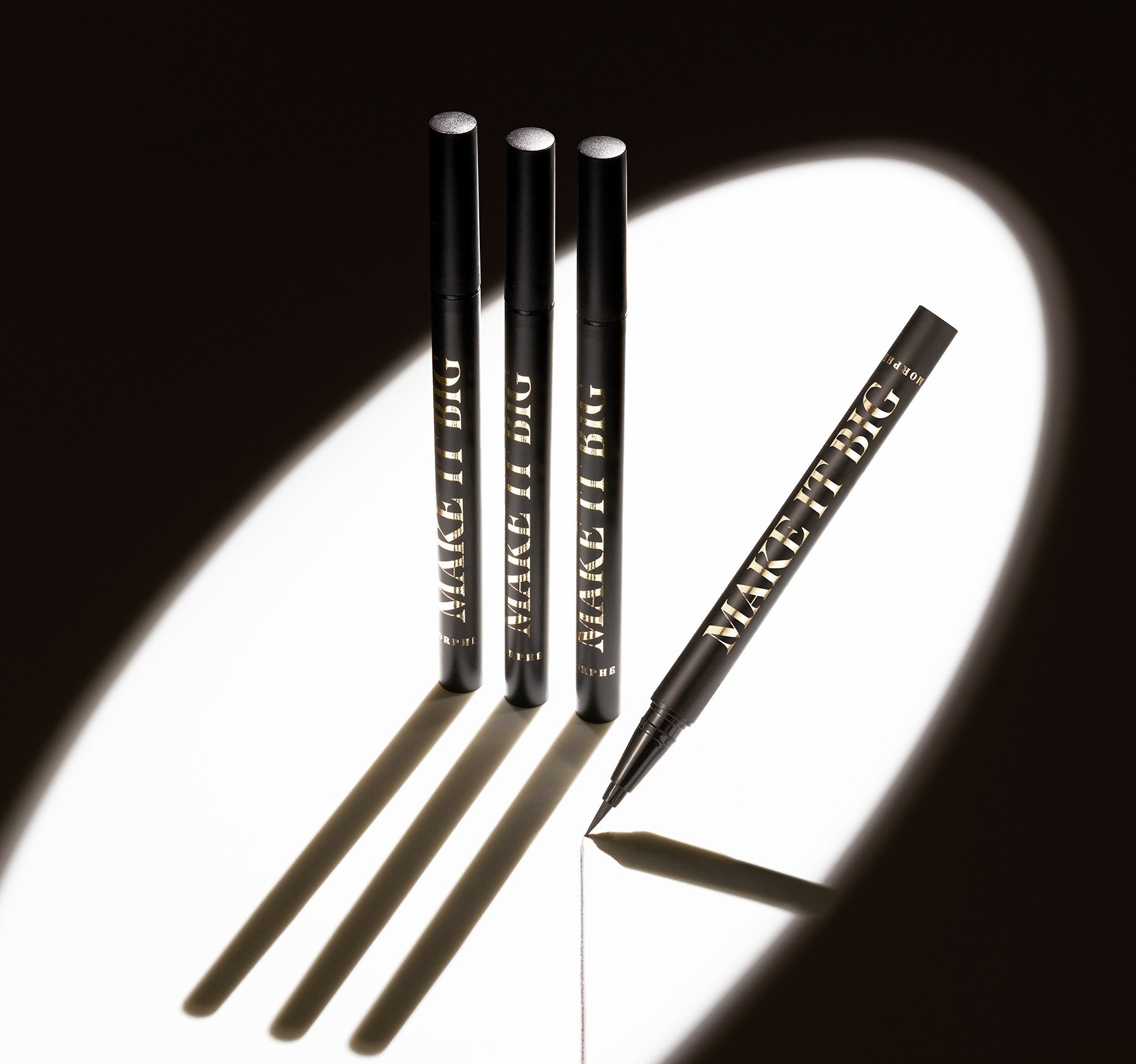 Morphe Eyeliner Make It Big Brush-Tip Liquid Liner eye-liner liquide noir