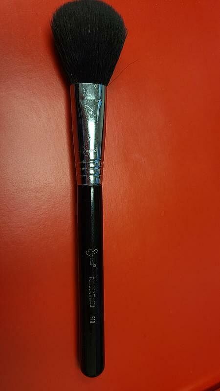 Sigma Face Brushes F10 Powder/Blush Brush pinceau blush et poudre
