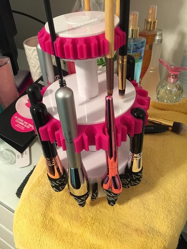 Sigma Brush Care Dry'n Shape® Tower Face & Eyes séchoir à pinceaux