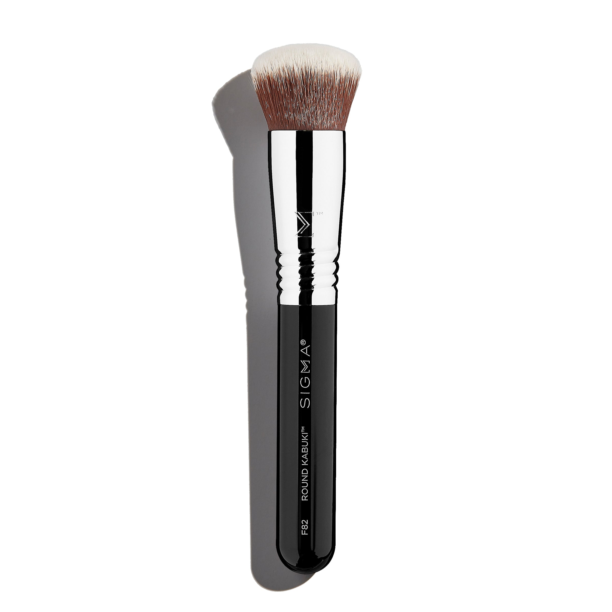 Sigma Face Brushes F82 Round Kabuki™ Brush pinceau kabuki rond