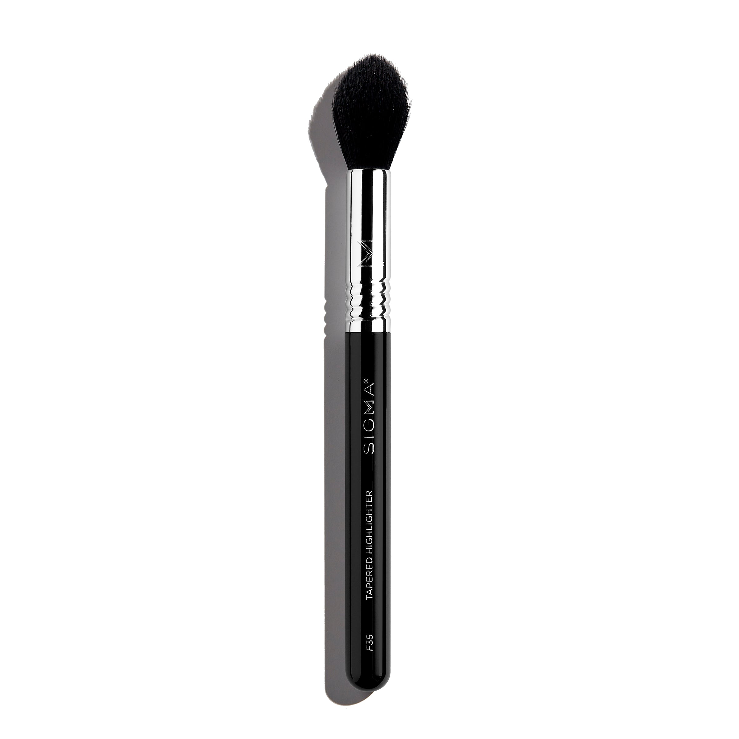 Sigma Face Brushes F35 Tapered Highlighter Brush pinceau illuminateur précis
