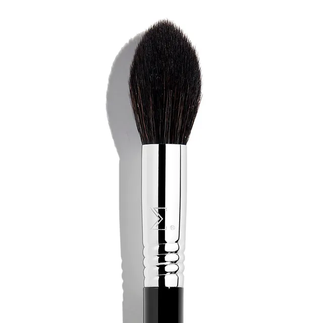Sigma Face Brushes Soft Blend™ 60 pinceau visage poudre effilé