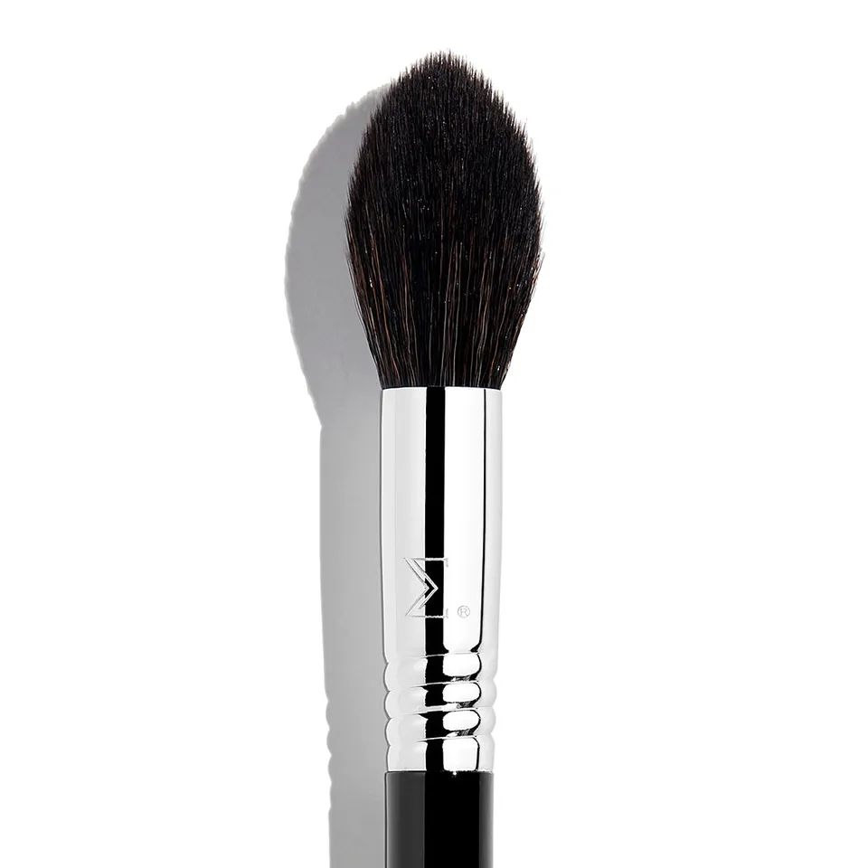 Sigma Face Brushes Soft Blend™ 60 pinceau visage poudre effilé