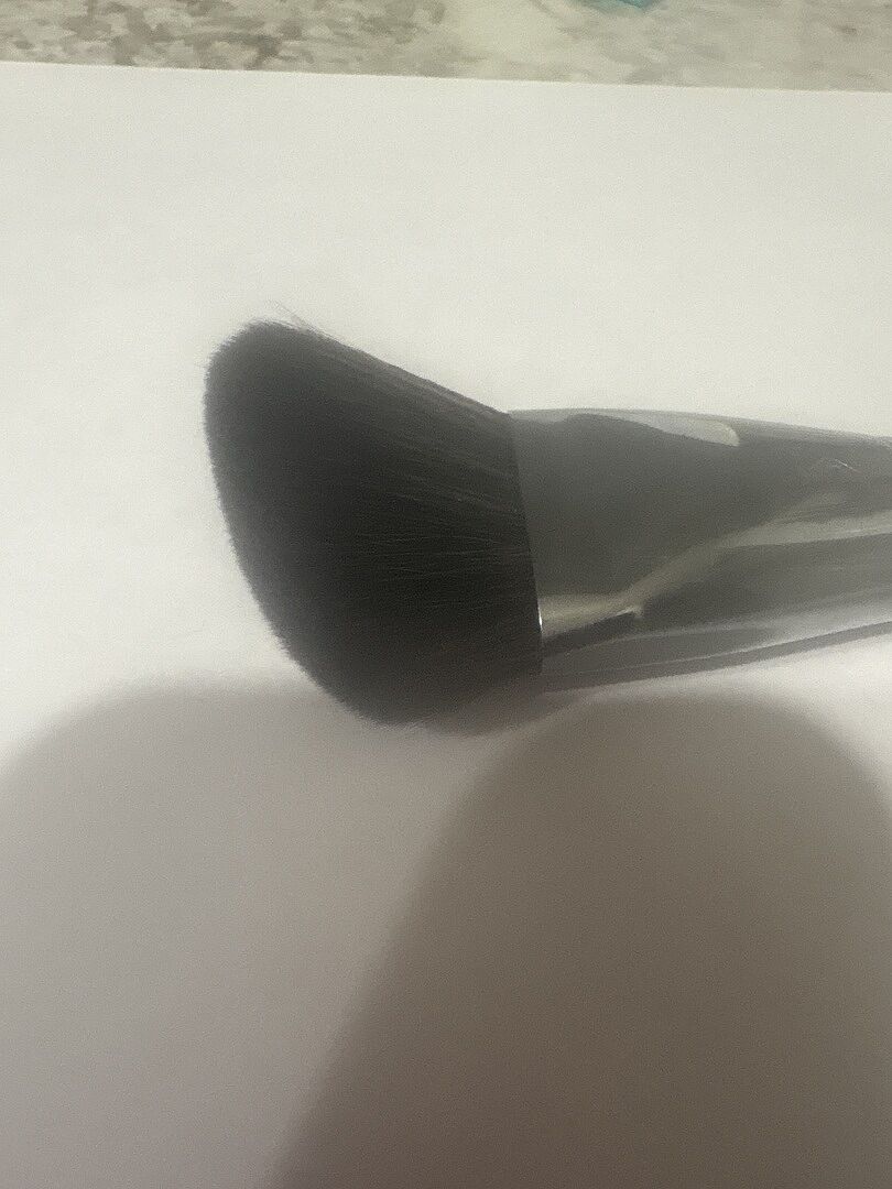 Sigma Face Brushes F23 Soft Angle Contour™ pinceau contour