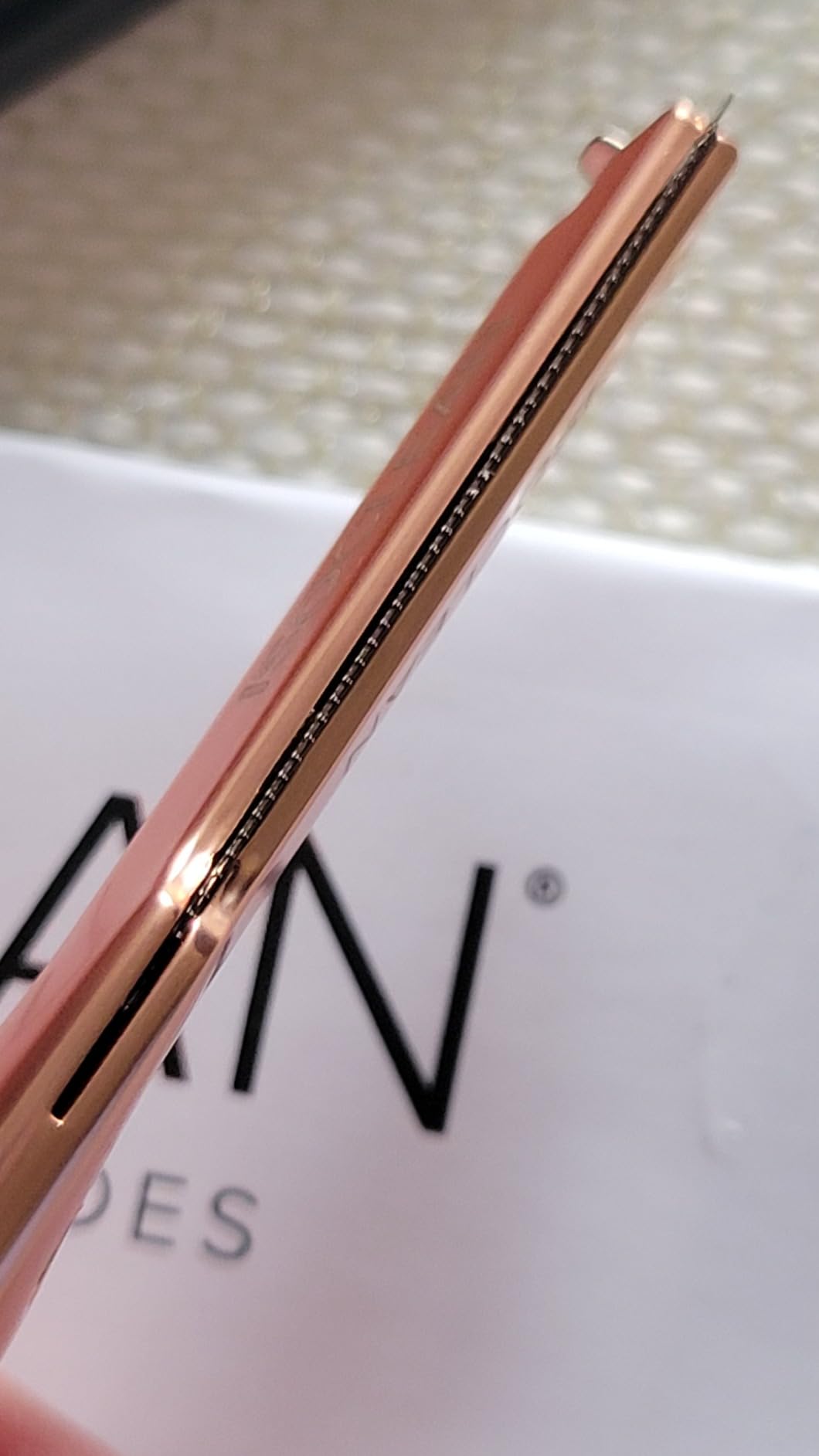 TYVEK ISOCLEAN Makeup Accessories ISOCLEAN Rasoir Dermablade rose gold 5 lames de rechange