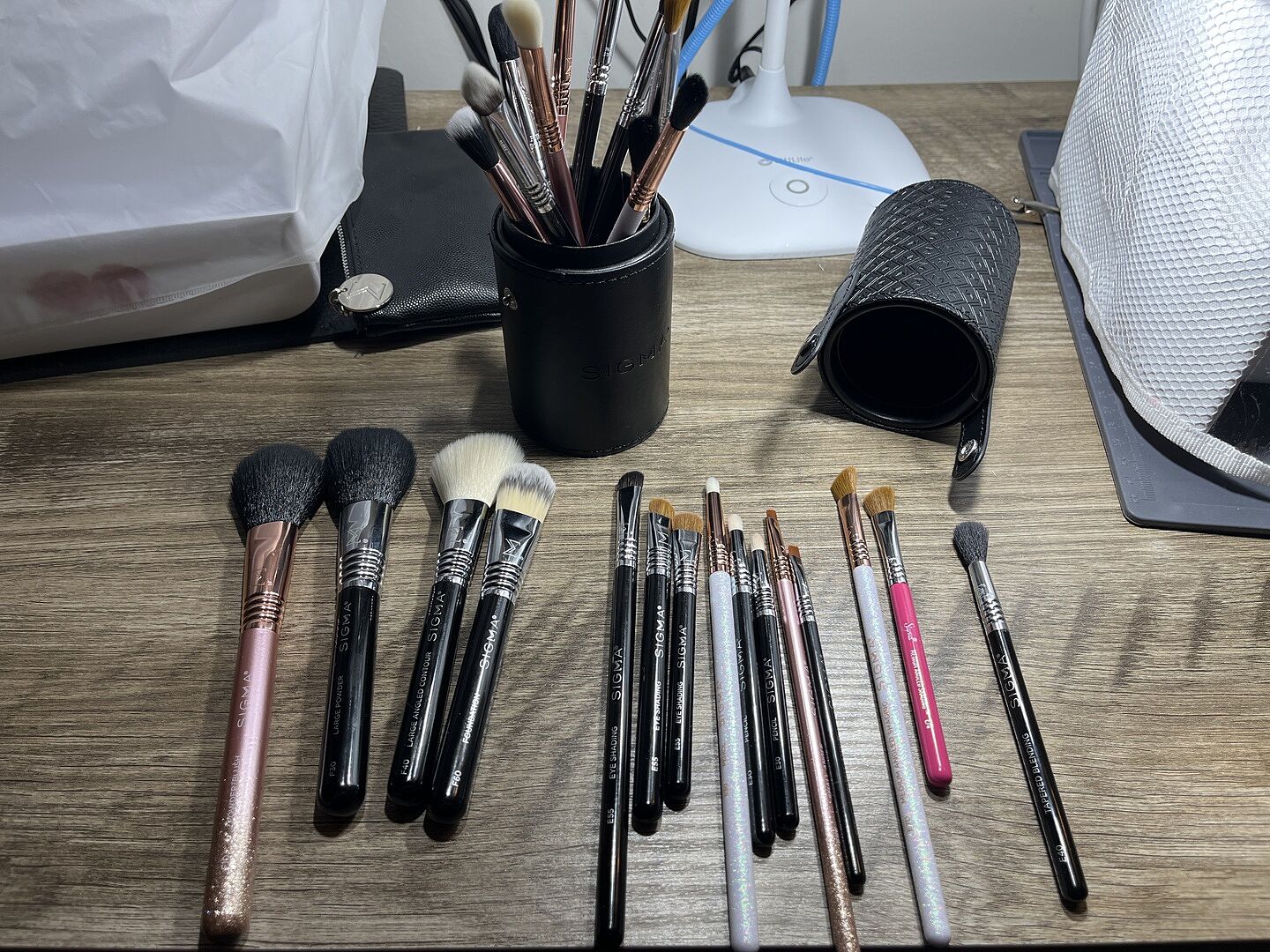 Sigma Brush Sets Essential Travel Brush Set set de pinceaux voyage 7 pièces avec étui