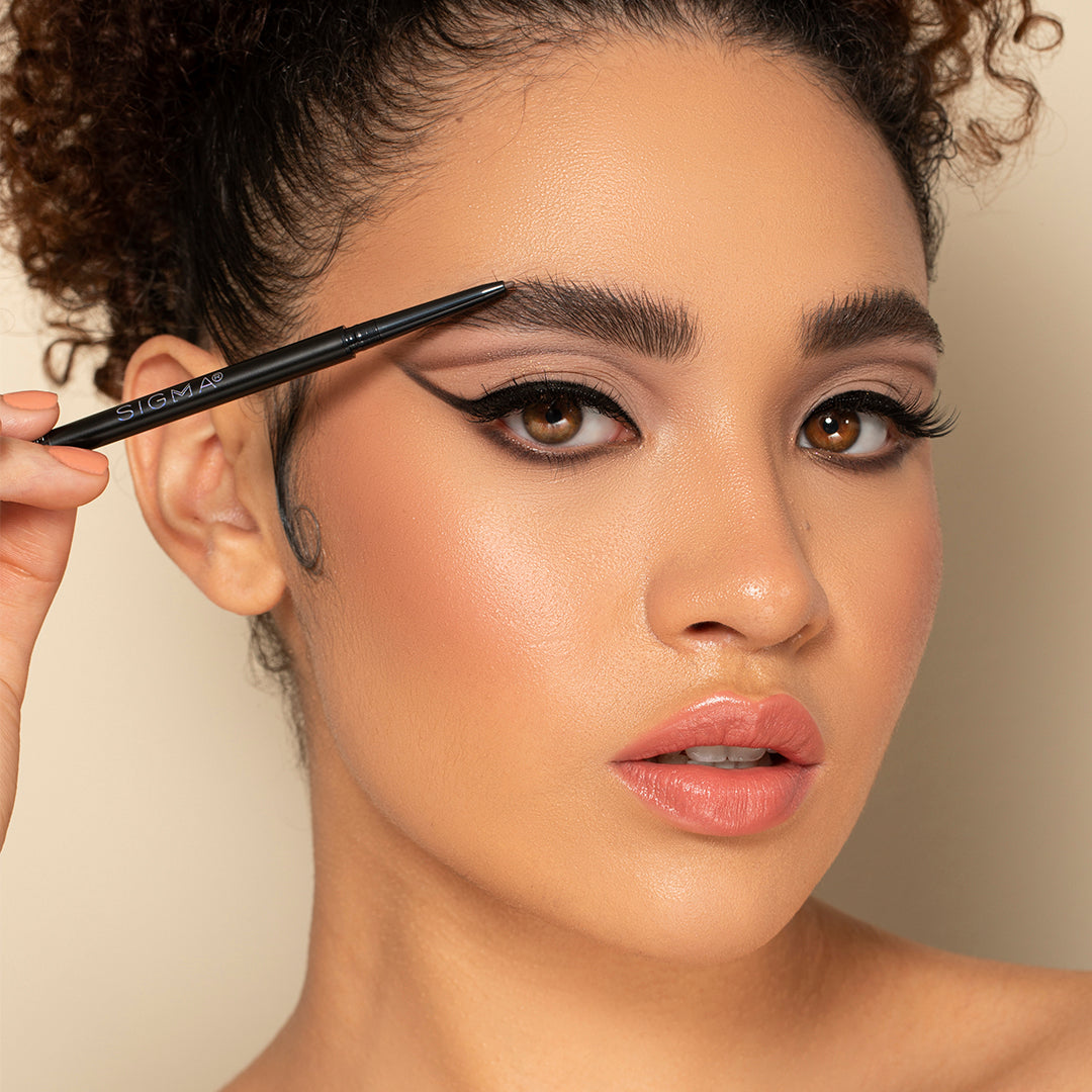 Sigma Brow Makeup Fill + Blend Brow Pencil crayon sourcils Light Brow 0,18 g rétractable
