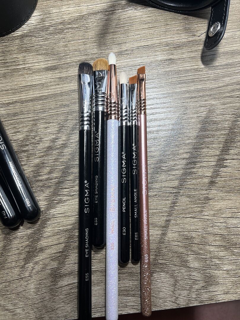 Sigma Brush Sets Essential Travel Brush Set set de pinceaux voyage 7 pièces avec étui