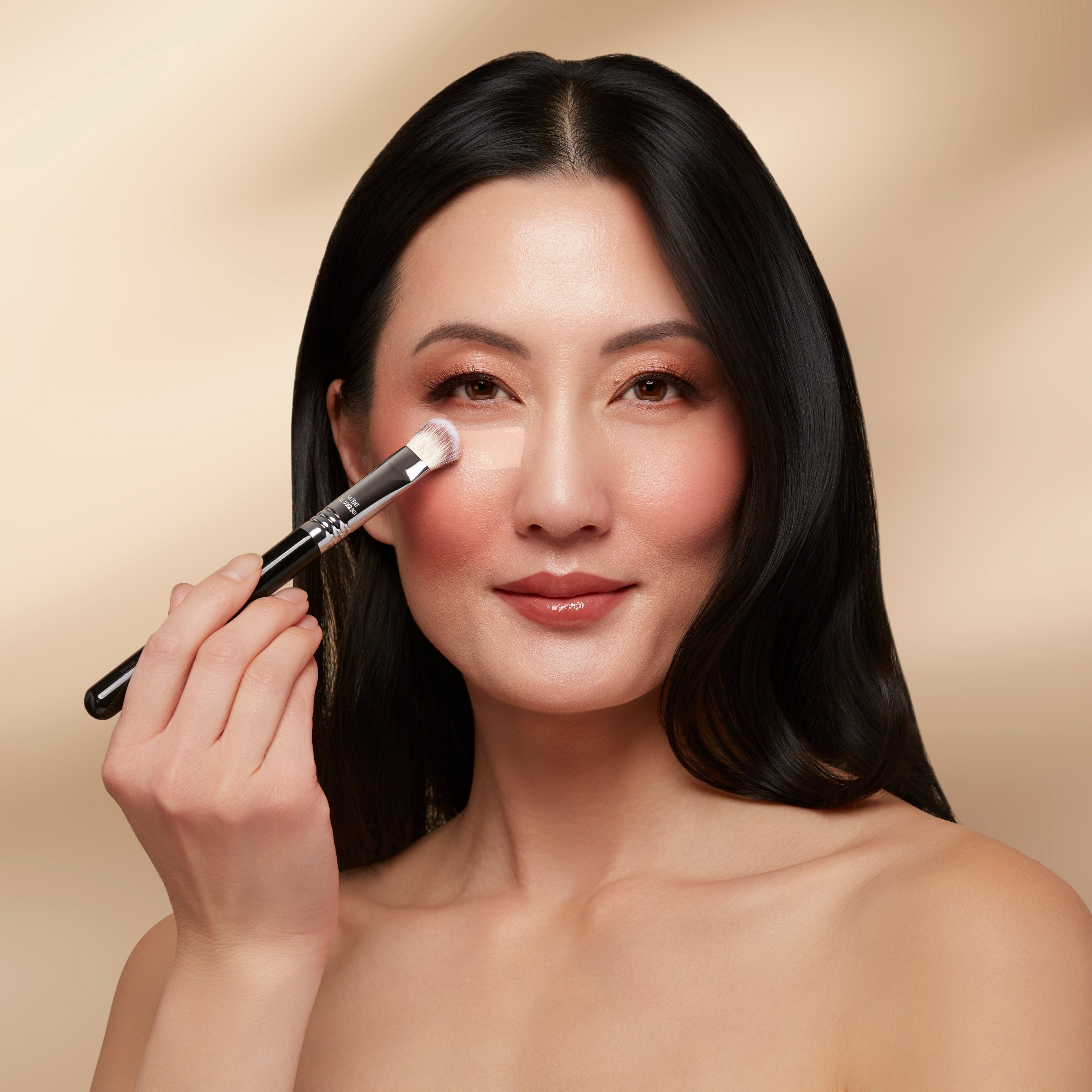 Sigma Face Brushes F62 Soft Under Eye Perfector pinceau anti-cernes