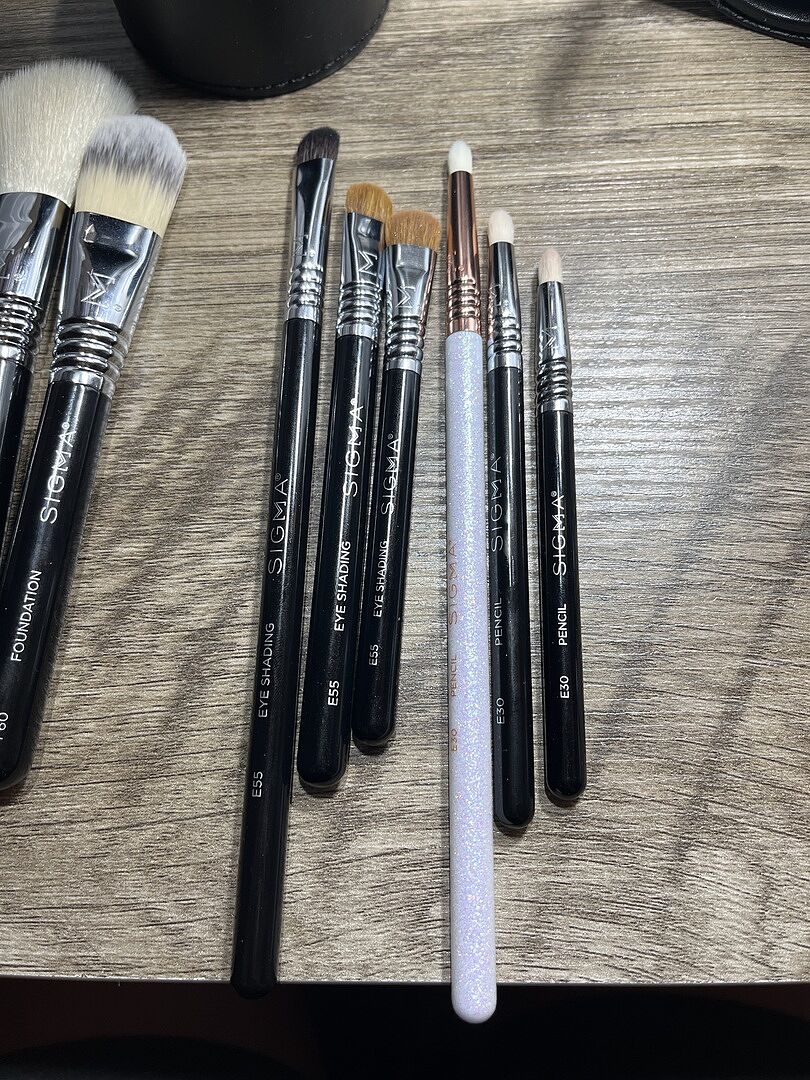 Sigma Brush Sets Essential Travel Brush Set set de pinceaux voyage 7 pièces avec étui