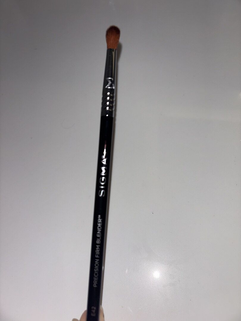 Sigma Eye Brushes E42 Precision Firm Blender™ Brush pinceau estompeur dense